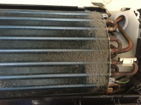 エアコンクリーニング 東芝製RAS-221B(W)|おそうじ本舗三郷南店 エアコンクリーニング 東芝製RAS-221B(W)|おそうじ本舗三郷南店
