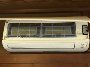 エアコン　MS2-P2216-W エアコンクリーニング 三菱電機製 MSZ-P2216-W 2016年製 ｜おそうじ