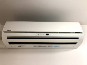 エアコンクリーニング 東芝製RAS-401NAD 2012年製 三郷市｜おそうじ本舗三郷南店