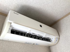 エアコンの臭いが気になったら シャープ製 AY-B22DX-W 2012年製 吉川市｜おそうじ本舗三郷南店